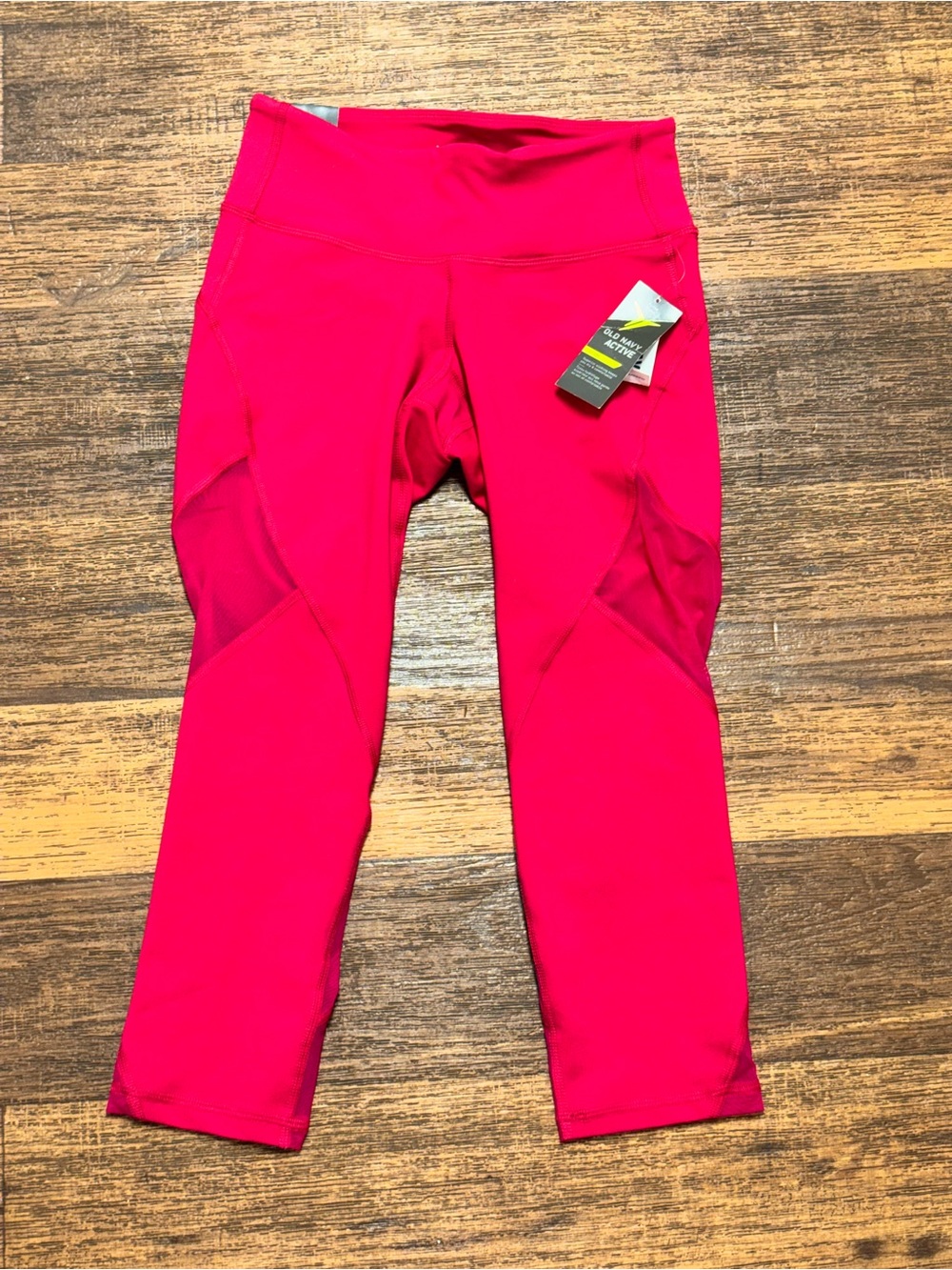Old Navy Bright Pink Capri Leggings